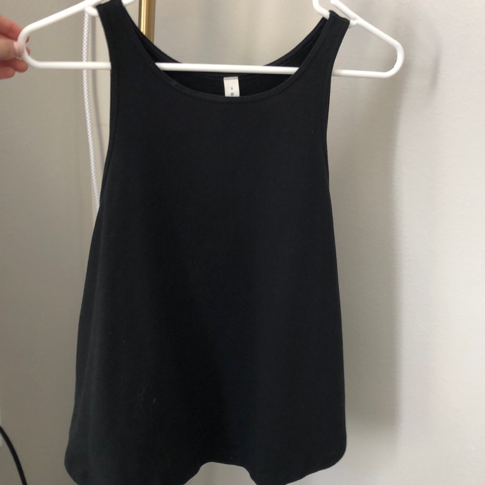 black lulu lemon tank size 8
